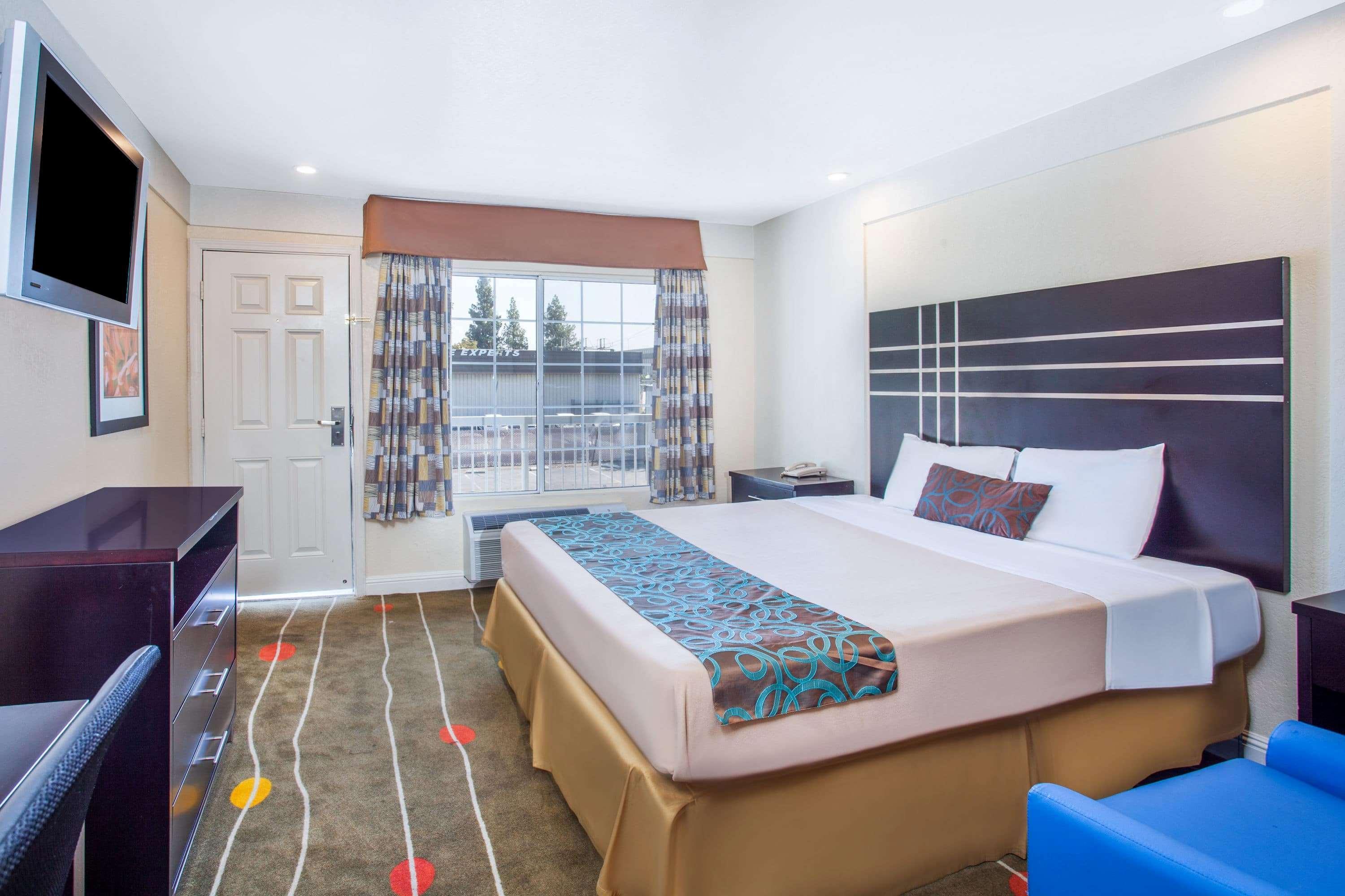 Travelodge By Wyndham Yosemite Area Motel